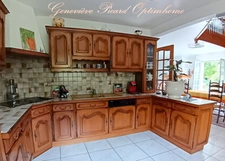 Propriété à vendre à Pontivy : Maison de 165 m2 environ sur 2000 m2 de jardin paysagé proche centre-ville et de ses commerces.