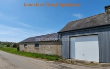 Ancien corps de ferme à Saint-Aignan (56) avec dépendances sur environ 3 500 m2 de terrain
