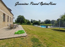 Propriété d'exception de 370 m2 à Pluméliau-Bieuzy avec piscine extérieure chauffée sur 6700 m2 de verdure