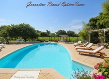 Grande maison de caractère à Pluméliau-Bieuzy avec piscine extérieure chauffée sur 6700 m2 de verdure
