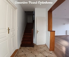 Maison de caractère en pierre de 189 m² — 5 chambres, dépendance et cour en cœur de bourg