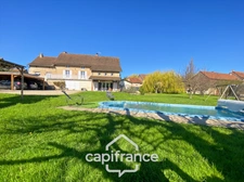 Maison à vendre 8 pièces  (71)