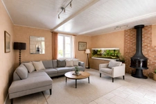 Maison 174 m² au sol, 7 pièces + dépendance de 120 m² aménageable en habitation
