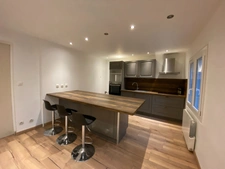 Maison 8 pièces LUZILLAT avec jardin de 918 m²