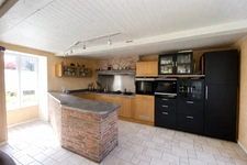Maison 174 m² au sol, 7 pièces + dépendance de 120 m² aménageable en habitation