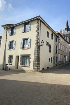 BIEN D'EXCEPTION SUR LA COMMUNE DE MARINGUES