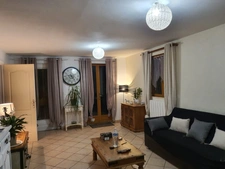 Maison 8 pièces LUZILLAT avec jardin de 918 m²