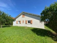 Maison 6 pièces 145M² à Maringues, QUARTIER ECOLES et COMPLEXE SPORTIF