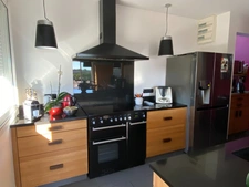 Maison 7 pièces MARINGUES 160m2 + garage double TRES BELLES PRESTATIONS aucuns travaux à prévoir