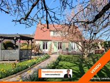 VILLAGE D'ALIZAY – A VENDRE Maison Familiale avec jardin paysager 5 Pièces - Sous-sol complet. Accès Gare à pied