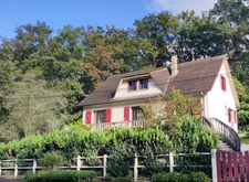 Maison d'Artisan Familiale de 150 m² 6 pièces avec Jardin et Sous-sol Complet - Proche de Rouen en Seine-Maritime et des Grands Axes Routiers 