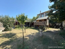 L'élégance d'une grande maison de village Normande en Pierre de Taille de 298 m² à réinventer