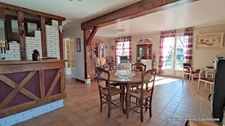 VILLAGE D'ALIZAY – A VENDRE Maison Familiale avec jardin paysager 5 Pièces - Sous-sol complet. Accès Gare à pied