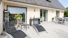 Propriété de caractère avec vue rivière, jardin paysager et volumes exceptionnels – Beaumontel