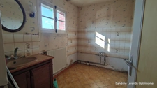GRAND-COURONNE – MAISON DE CHARME EN BRIQUES ET SILEX – 3 CHAMBRES – JARDIN – GARAGE – BEAU POTENTIEL