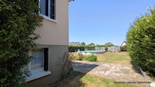 Une maison pensée pour les moments de bonheur en famille, au cœur de la campagne Normande 