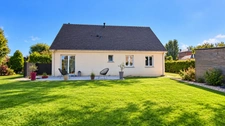 Maison de plain-pied – 3 chambres – DPE B – Terrain 812 m² – Ménesqueville