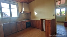 GRAND-COURONNE – MAISON DE CHARME EN BRIQUES ET SILEX – 3 CHAMBRES – JARDIN – GARAGE – BEAU POTENTIEL