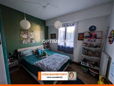 Appartement 3 chambres + terrasse  – Parking - Résidence sécurisée !