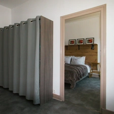 À vendre : IMMEUBLE de caractère au cœur de la Haute-Vienne (Châteauneuf-la-Forêt)