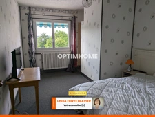 A VENDRE - MURS D IMMEUBLE DE CARACTERE - 450 M² HABITABLES - 15 PIECES + MAISON ANNEXE A CHATEAUNEUF LA FORET (87)