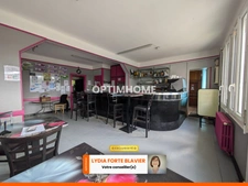A VENDRE - MURS D IMMEUBLE DE CARACTERE - 450 M² HABITABLES - 15 PIECES + MAISON ANNEXE A CHATEAUNEUF LA FORET (87)