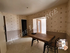 Appartement à vendre 8 pièces LE BLANC (36) 1h de Chateauroux,Chatellerault et 20 min de Saint Saint (86)