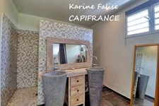 A vendre SAINTE LUCE (972) - Villa T4 avec piscine, bungalow et appartement T3 proche plage