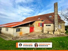 Maison 3 chambres dont 1 en RDC - Grand terrain, champ, hangars