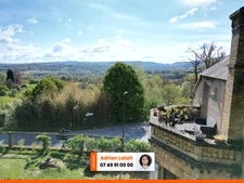 Maison 6 chambres - Jardin 7000m² - bourg 5 min à pieds - Authentique et vue dégagée