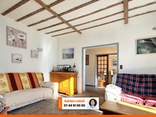 Maison 6 chambres - Jardin 7000m² - bourg 5 min à pieds - Authentique et vue dégagée