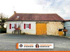 Maison 3 chambres dont 1 en RDC - Grand terrain, champ, hangars