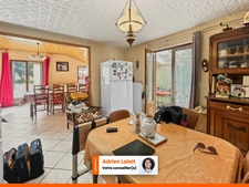 Maison bordée par rivière - 2 chambres - 4000m²