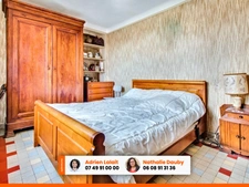 Maison 3 chambres dont 1 en RDC - Grand terrain, champ, hangars