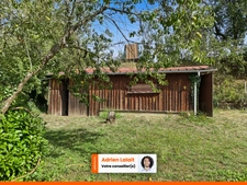 Maison bordée par rivière - 2 chambres - 4000m²