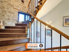 Maison 6 chambres - Jardin 7000m² - bourg 5 min à pieds - Authentique et vue dégagée
