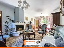 Maison 3 chambres, 1 bureau, grand jardin, très bon état
