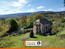 Maison 6 chambres - Jardin 7000m² - bourg 5 min à pieds - Authentique et vue dégagée
