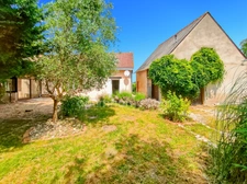 Longère de charme avec piscine hors sol, dépendance et jardin exposé sud