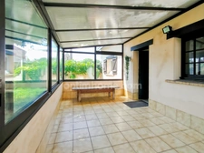 Longère de charme avec piscine hors sol, dépendance et jardin exposé sud