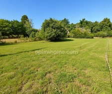 Terrain de 1 200 m², à deux pas du centre