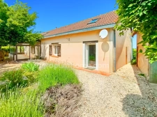 Longère de charme avec piscine hors sol, dépendance et jardin exposé sud