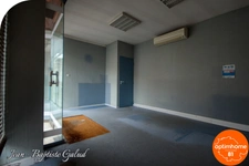 Local Commercial dans le centre ville de Carmaux - Emplacement très passant - 750 €/mois TTC
