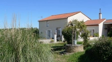 Carmaux - Maisons au fond d'une impasse - 193 m² habitables - Parc 3000 m²