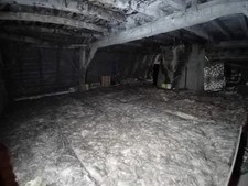 A vendre ! Proche de la Belgique et du Luxembourg, idéal investissement ou achat rentable, immeuble de 570 m², 2 appartements, 280 m² de surfaces aménageables, cours de 70 m² !