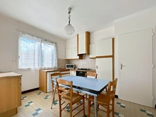Maison familiale  (T5+T2), 173 m²+garage, centre de Bessières, Terrain 756 m²