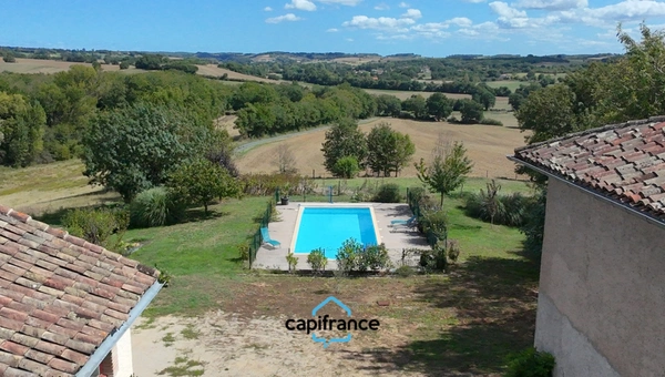 Salvagnac 81, magnifique propriété T9-T10 450 m² (dont 3 Gîtes loués), terrain de 1.6 hectares 