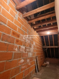 Maison 3 chambres sur grand terrain