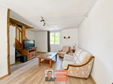 Maison 2 chambres, dépendances et multiples possibilités d'aménagement