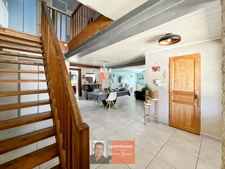 NANCE – Propriété de caractère de 240 m² avec dépendances, piscine et 3 720 m² de terrain